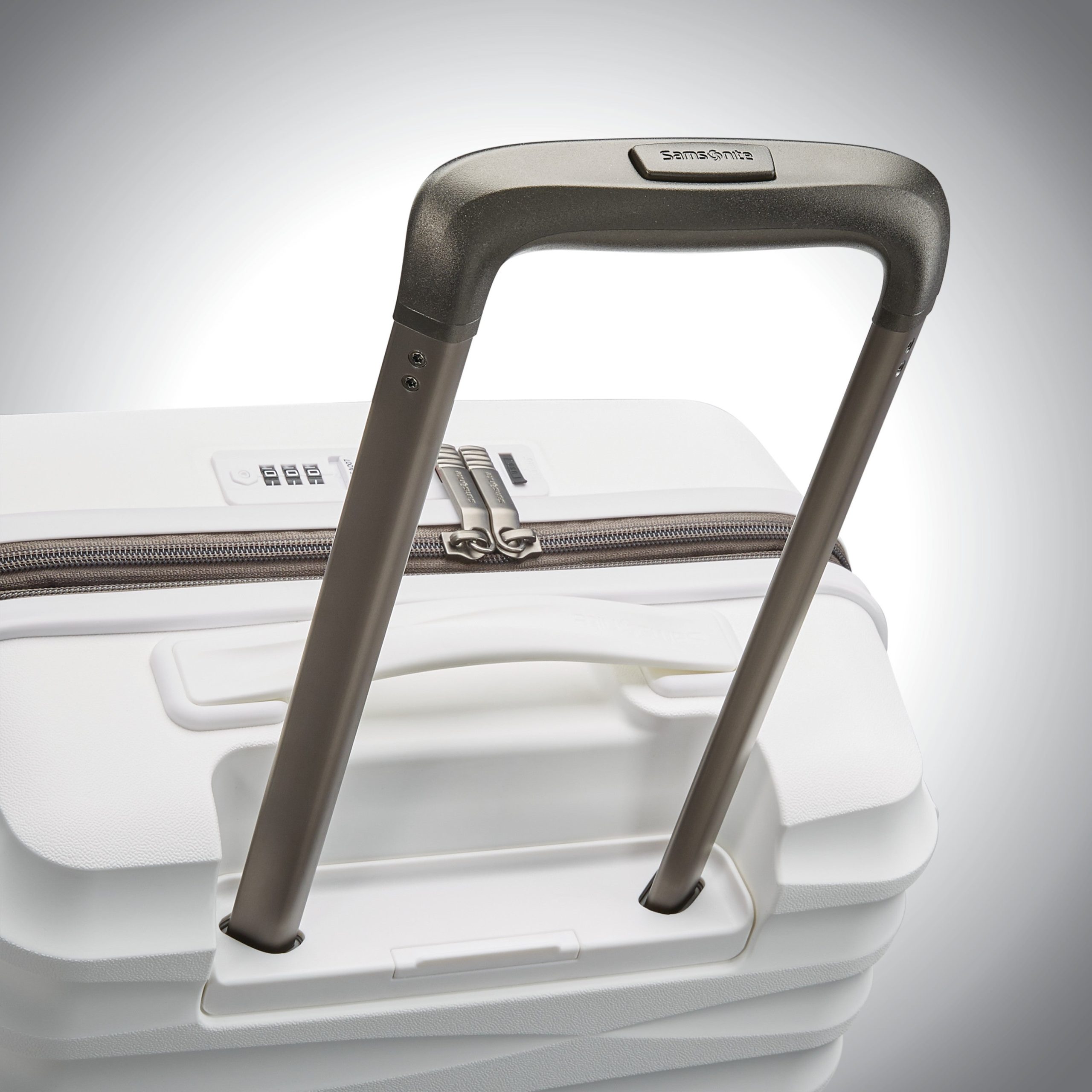 Voltage DLX Global Carry-On Spinner White - Image 7