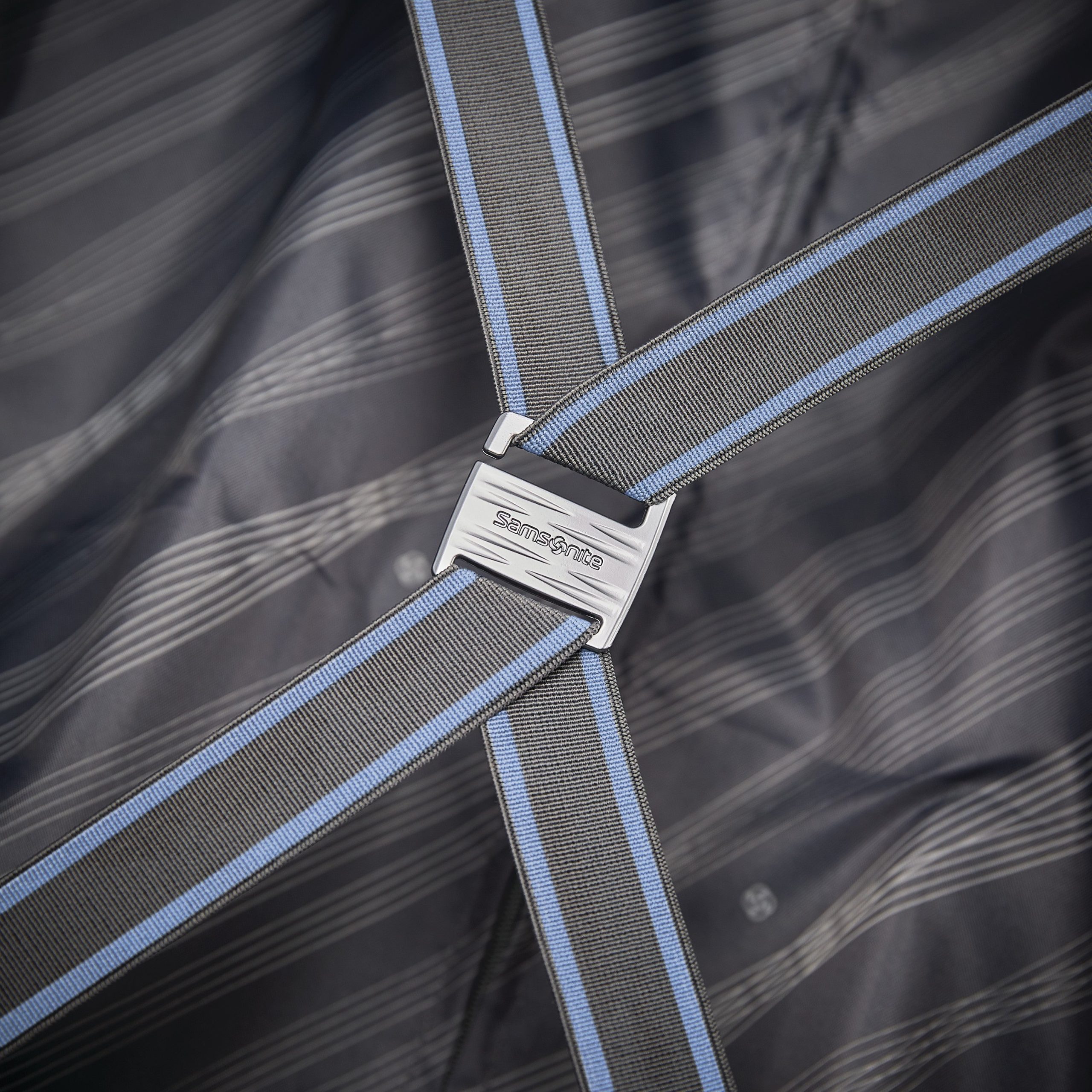 Voltage DLX Large Spinner Blue - Image 4
