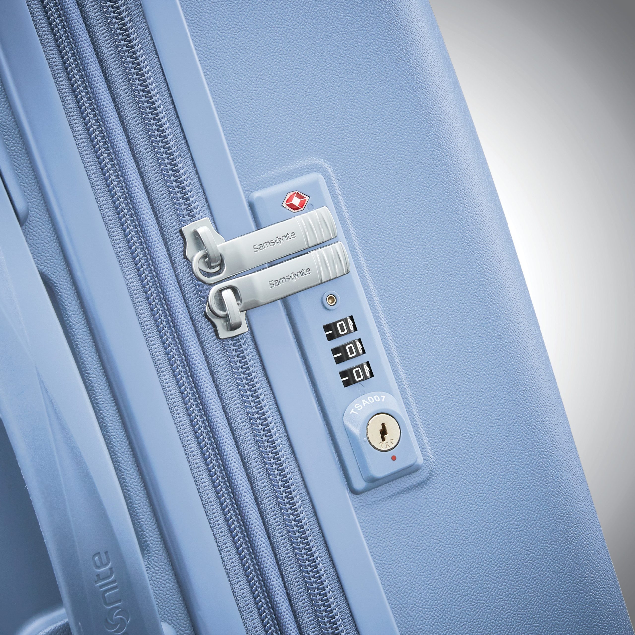 Voltage DLX Large Spinner Blue - Image 5