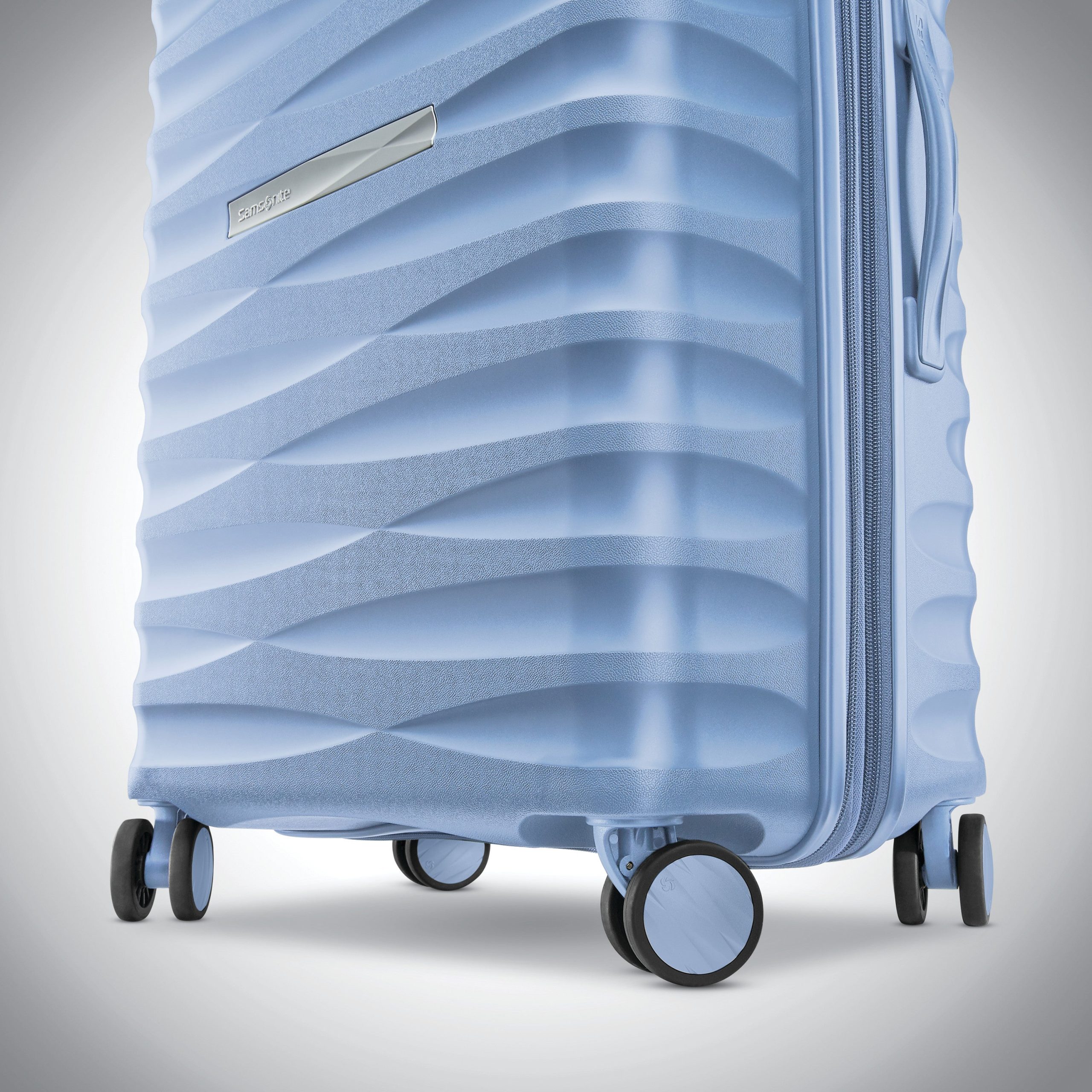 Voltage DLX Large Spinner Blue - Image 7