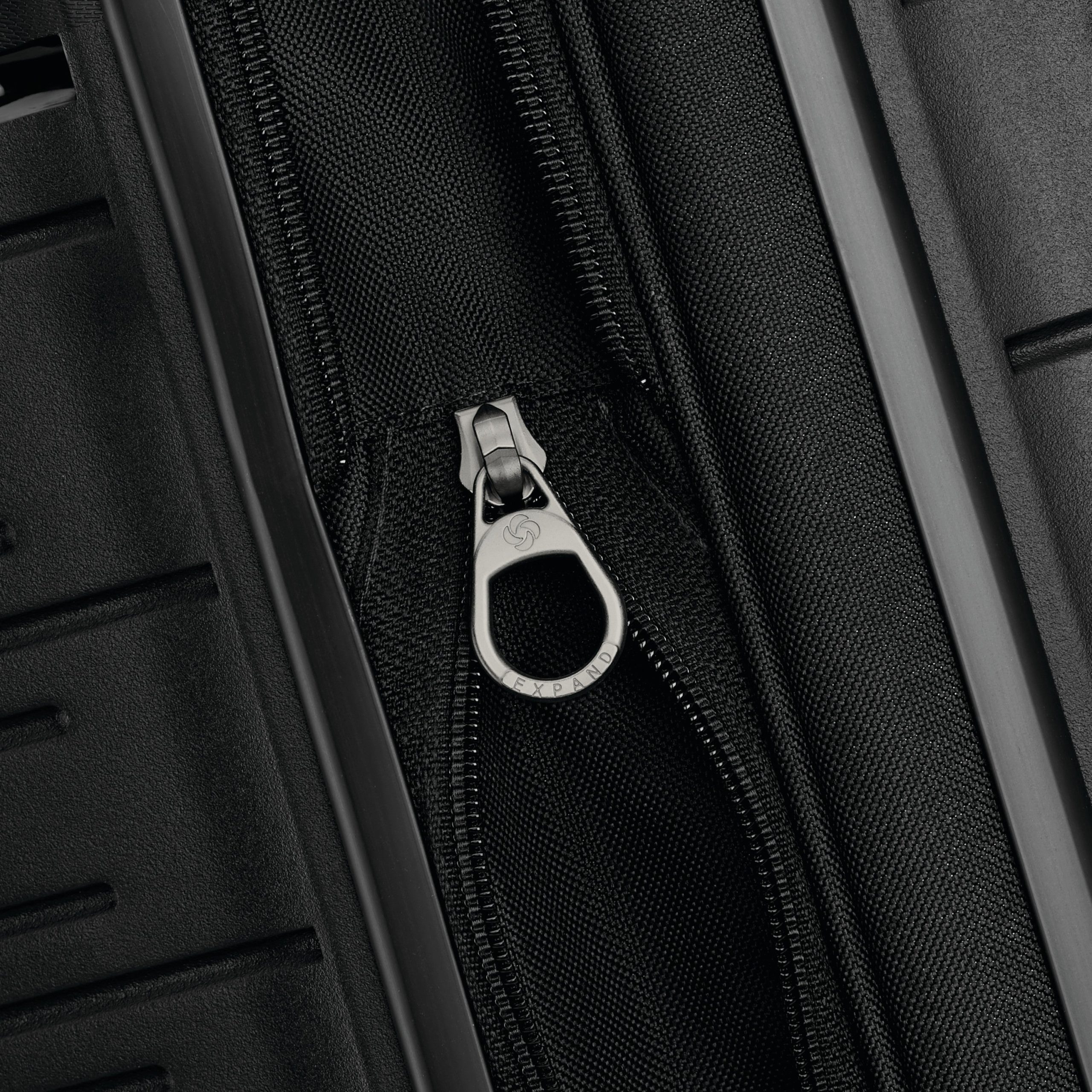 Elevation™ Plus Hardside Large Spinner Triple Black - Image 9