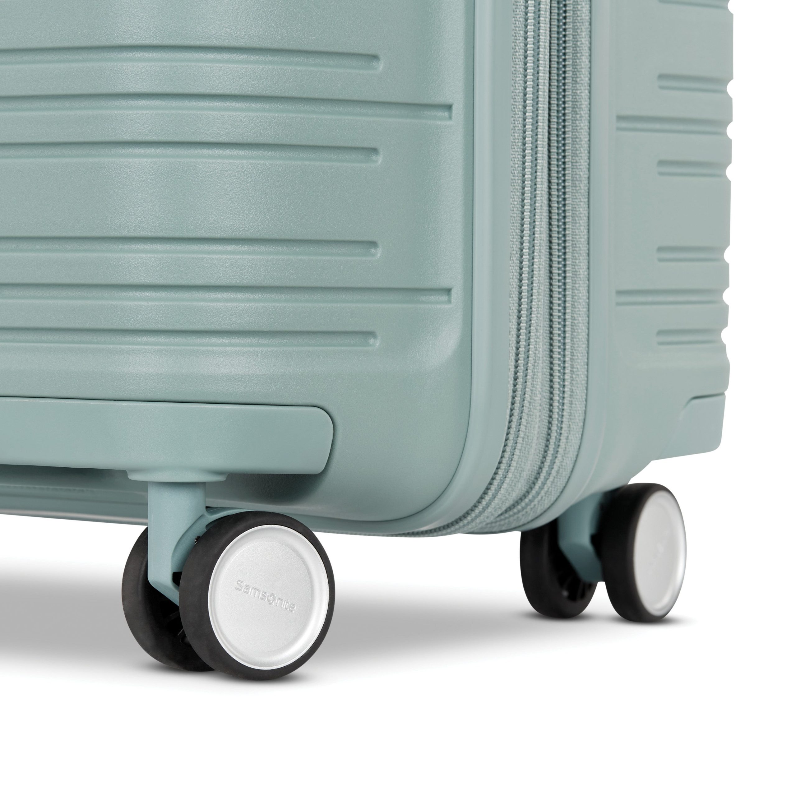 Elevation™ Plus Hardside Carry-On Cypress Green - Image 7