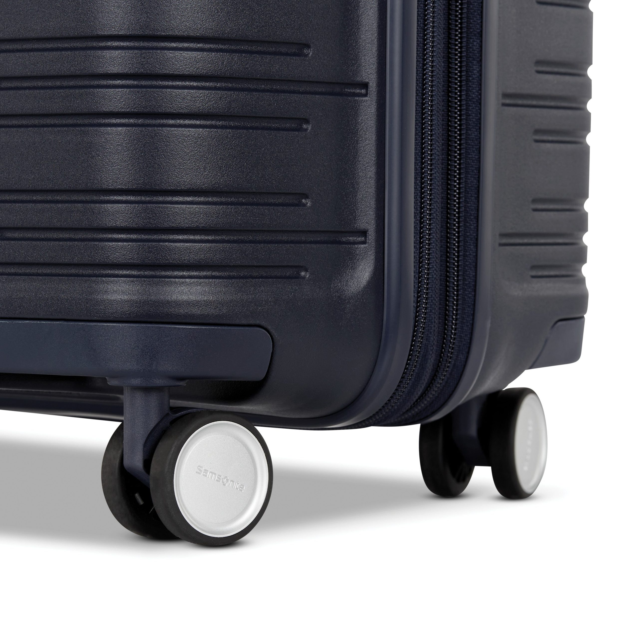 Elevation™ Plus Hardside Carry-On Midnight Blue - Image 8